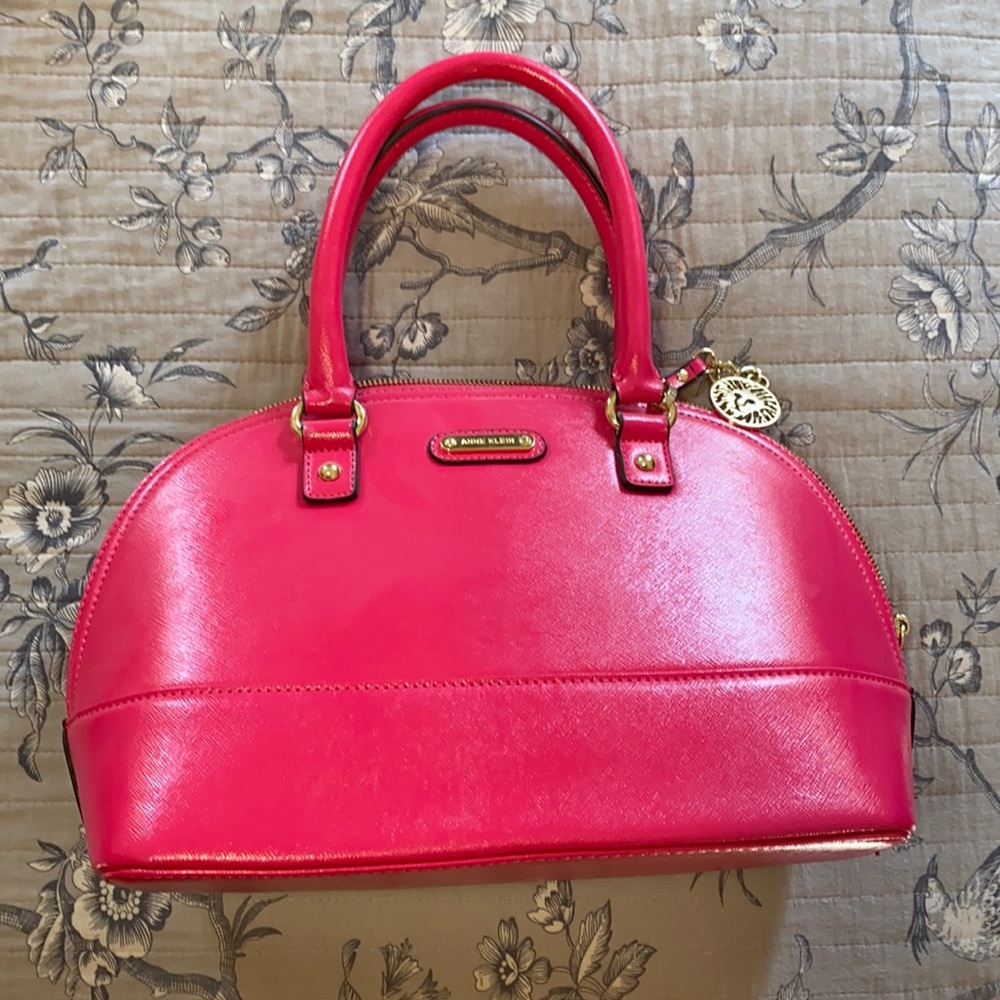 Like New Anne Klein Pink Purse
